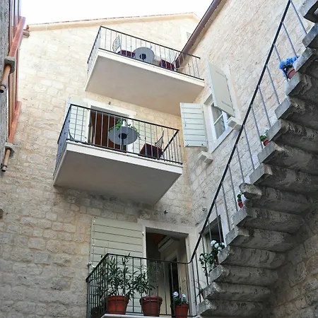 Mama Apartment Omis